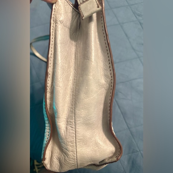 Hobo International Friar Leather Shoulder Bag Taupe Beige Boho Classic - Picture 11 of 12